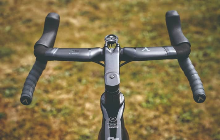 Narrow handlebars make you slim.