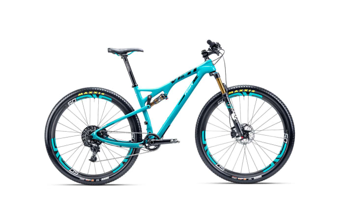   The single-pivot frame is said to weigh just 1900 grams.