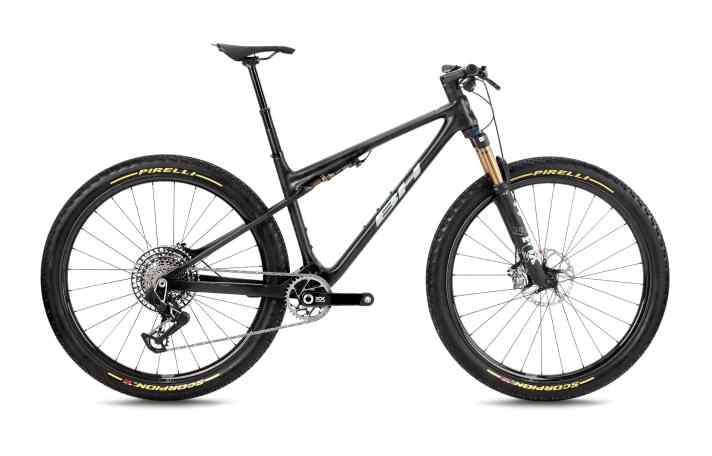 This is the Lynx SLS 9.7 DS975