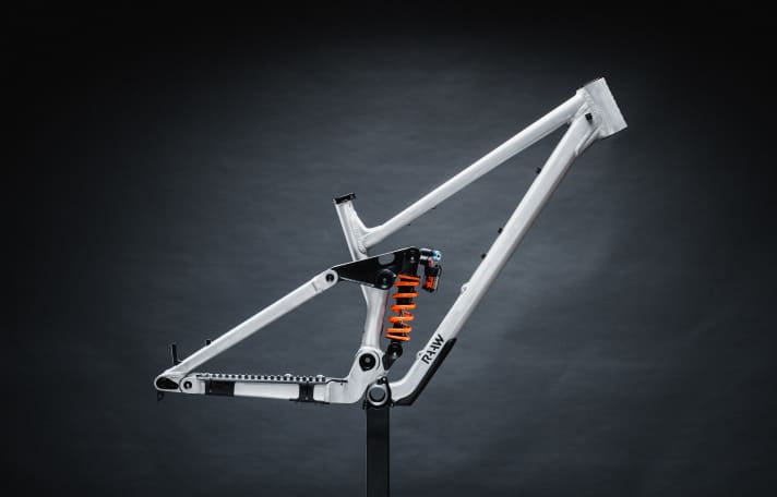 The design of the Raaw Madonna V3 has been modelled on the Raaw Yallah! downhill bike.