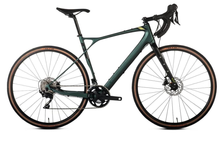 Flex in the seat tube, numerous mounting options for bikepacking: the GT Grade Carbon Expert is a prime example of the wide range of applications for gravel bikes.