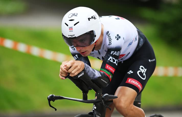 Victory in the overall classification for João Almeida