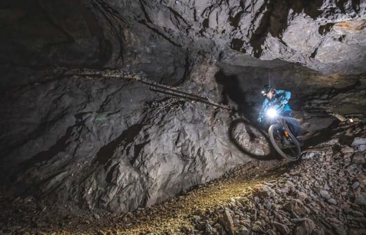 Erdarbeiter: Blackhole-Trail, Slowenien