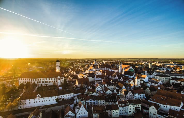 Tour mit sehenswerter Architektur, zum Beispiel in der Altstadt von Dillingen