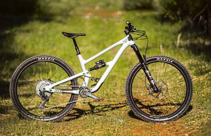 15,6 kg /150/145 mm / 29" / 3149 Euro / Alu