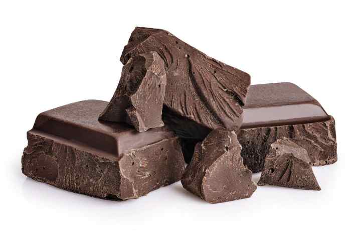 A piece of chocolate every now and then may not be sporty, but it's good for your nerves.