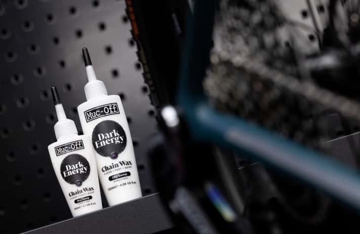 Dark Energy Chain Wax est disponible en deux tailles, 50 et 120 mm, pour respectivement 20 et 30 euros.