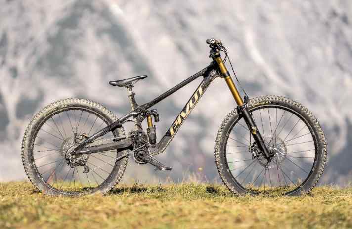 The new Pivot Phoenix