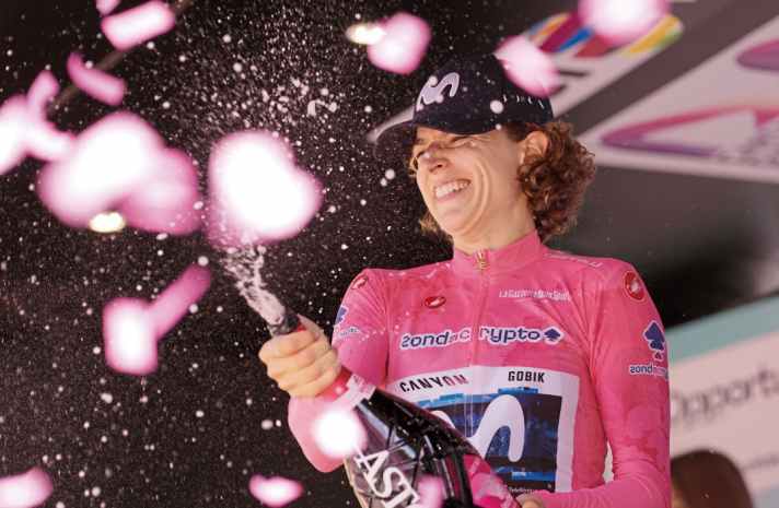 Marlen Reusser trug beim vergangenen Giro sechs Tage lang Rosa, der Gesamtsieg war ein großes Ziel. Gesundheitliche Probleme verhinderten später den Triumph