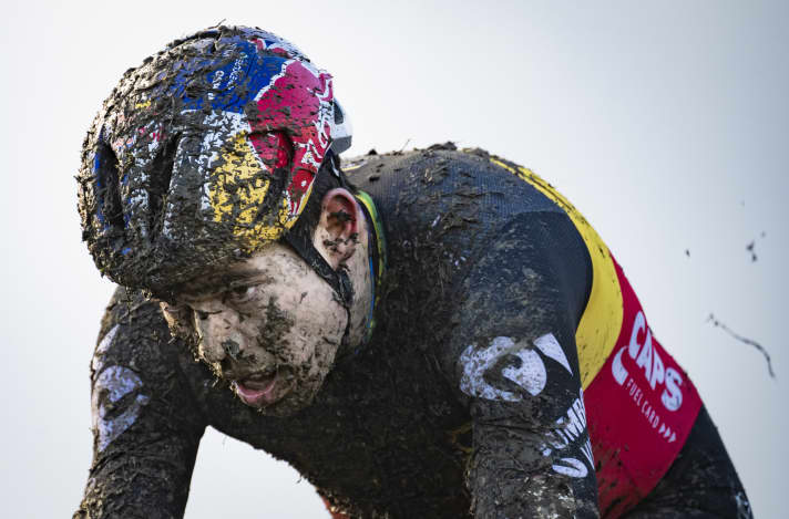 Für Wout van Aert und seine Konkurrenten war der Weltcup in Dublin eine matschige Angelegenheit 