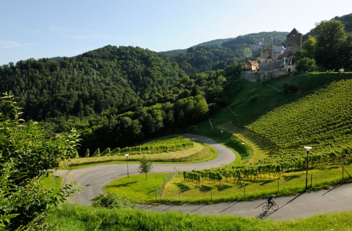   Burg Deutschlandsberg: Wer hier Quartier bezieht, spart sich besser Körner für den letzen Stich 
