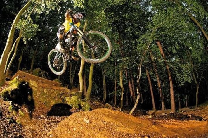     Playful: The bike park in Osternohe is amazingly well built. The forest is full of Northshore stunts and gimmicks, so you have to keep at it if you want to ride them all in one day.