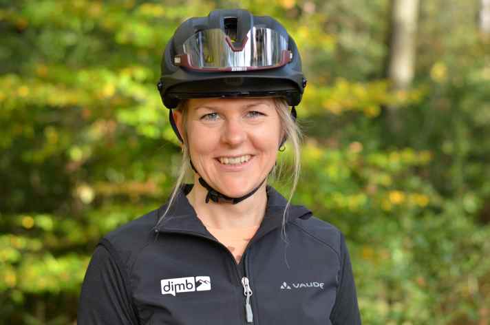 Kennt sich aus auf Bayerns-Trails und macht sich für uns Biker stark: Sonja Schreiter von der DIMB.