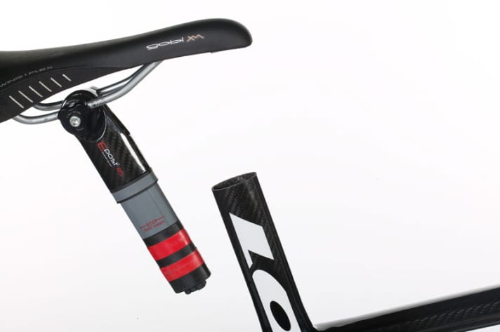   „E-Post“ heißt die elastomergedämpfte Sattelstütze des Look. Drei Härten stehen zur Wahl, das Sitzrohr wird aufs individuelle Maß abgelängt.