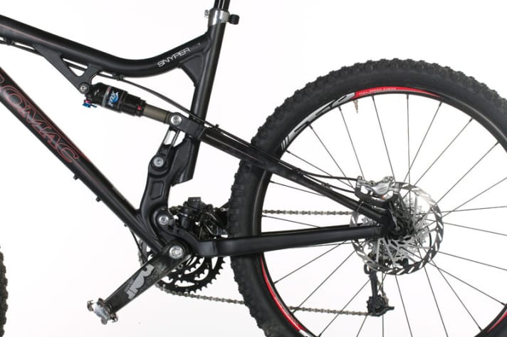   Better safe than sorry. Two plates (chainstay and bottom bracket shell) protect the carbon frame from rough chain attacks.