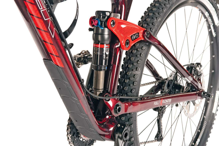   The protector on the down tube not only protects the elegant frame finish but also the carbon tube. DRCV shock absorber with top function.