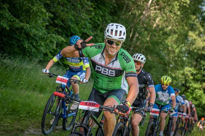 Die Strecken für dieses Jahr umfassen 100, 70, 50 und 30 km. Premiere hat die Gravel-Kategorie auf der 50-km-Runde.