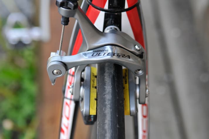   An Bremspower mangelt es Shimanos Bremsen ohnehin nicht. Im Transalp-Alltag überzeugte auch die schnelle und einfache Einstellbarkeit. 