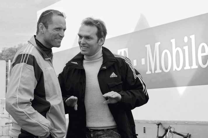 Führungs-Duo - Die früheren Radprofis Mario Kummer (links) und Olaf Ludwig begleiten Hobbysportler auf ihren Touren