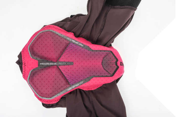 Well positioned and comfortable for short distances. But for long distances it might be a little too soft for many riders