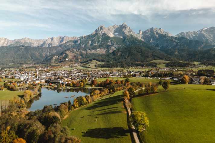 The finest gravel landscape in Salzburger Land: view of the Ritzensee lake on Gravel Peaks stage 1.
