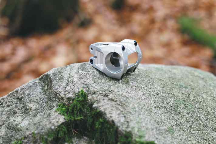 Short, direct steering: also ideal for bikers who have chosen a frame size that is too large.