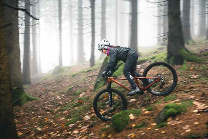 Giant has managed to develop its own suspension, which works particularly well with low rider weights.