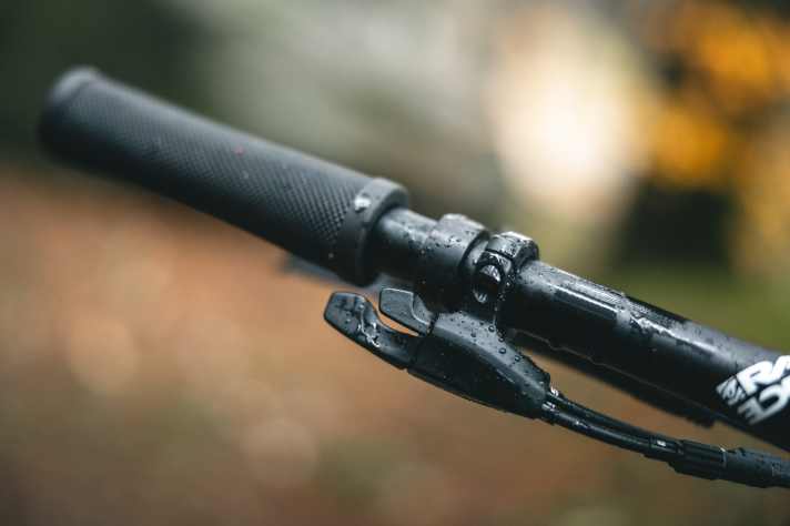 The handlebar remote locks the suspension fork and shock at the same time. After a bit of familiarisation, this also worked for the kids.
