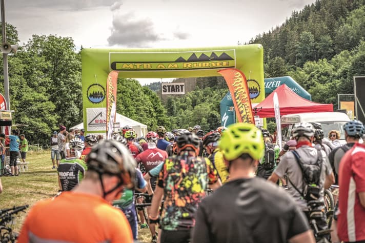 Das Marathon-Rennen MTB am Rursee ist 2023 erstmalig Teil der Marathon Trophy.