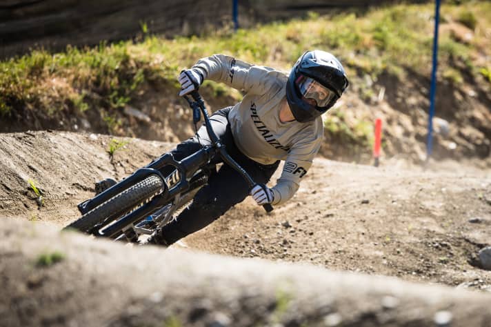 Alma Wiggberg bei einer ihrer Lieblings-Disziplinen: dem Speed & Style beim Crankworx