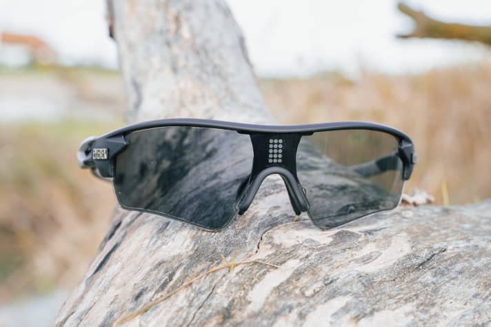 The innovative lens technology of the Eyerex eShades enables lightning-fast adjustment between light conditions. 