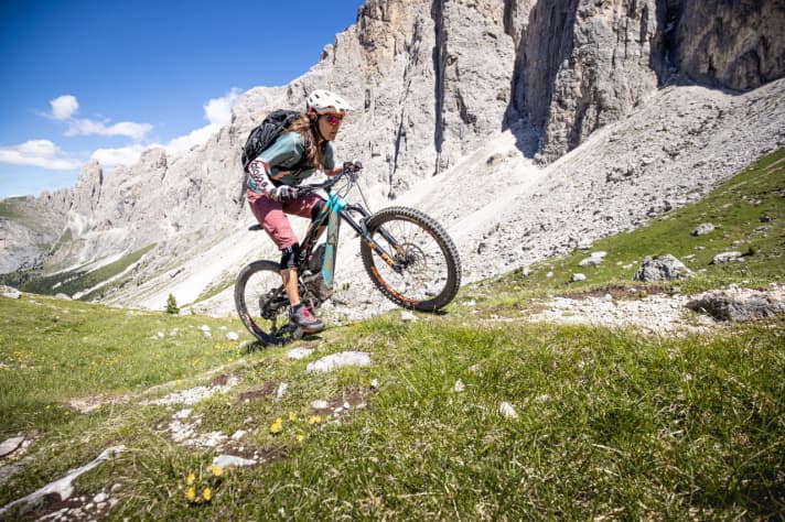   Der Zusatzakku von Rocky Mountain im Einsatz. Wir konnten das Kraftpaket zum Nachrüsten bereits ausgiebig testen.