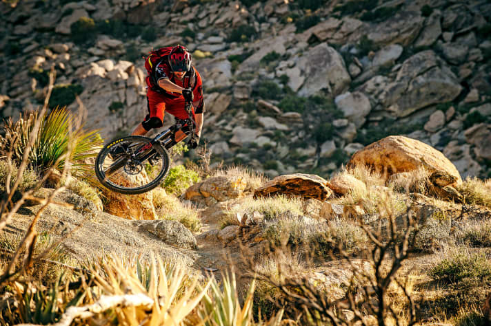   Kleine Spielereien – noch haben wir über die Hälfte des "Palm Canyon Epic"-Trails vor uns.