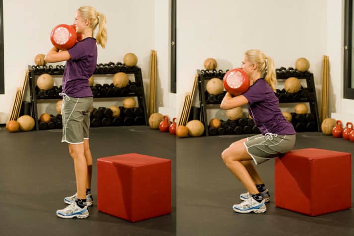   Trainingstipp: Kniebeugen mit Gewichten Klingt einfach und liefert einen enormen Beitrag zum Radfahren. Versuchen Sie 3 x 3 Minuten Kniebeugen am Stück – das ist härter als so mancher Alpenpass. Im Trainingsplan wird dieses Kurz-Workout Ihrem Stoffwechsel kräftig einheizen. Was Sie bei der Ausführung der Übung beachten sollten, lesen Sie in den Tipps auf Seite 4 dieses Artikels.