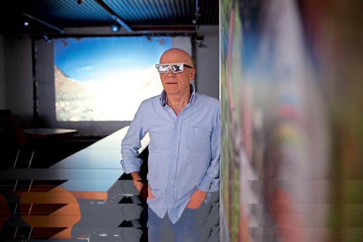   Under the spell of gravel: Wolfgang Renner built the first Centurion because he finally wanted to ride through the Karwendel mountains without flat tyres. Renner likes to photograph his adventures in 3D for slide shows.