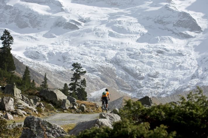   The gateway to heaven: Shortly before the end of the valley in the Krimml Achental, you get up close and personal with the Tauern glaciers.