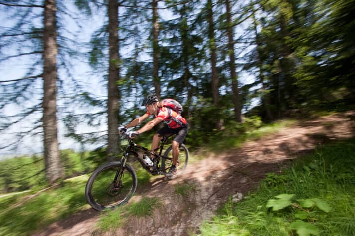 "Völlig unfahrbar" – als 12-Jähriger machte Peter einen respektvollen Bogen um den Trail von der Hochries ...