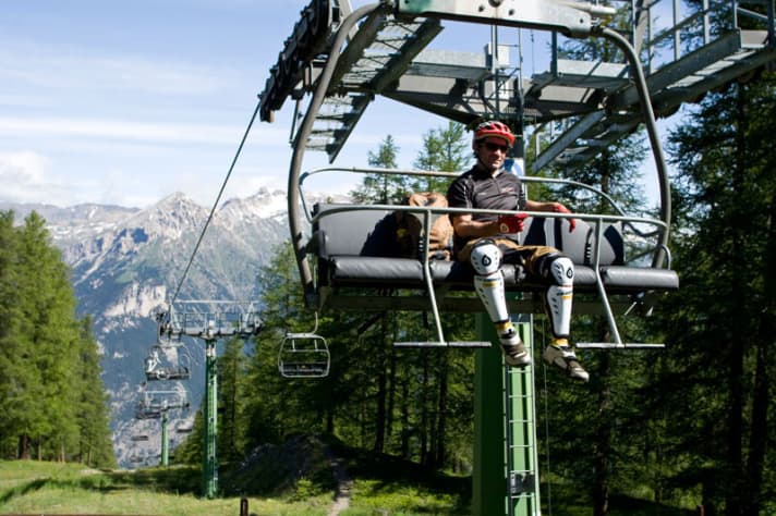   Ascent in two stages: The chairlifts in the park have funny names...