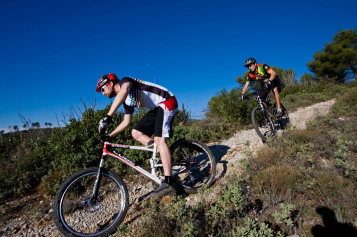   Brake on! The forks keep the front wheel on the ground even at high speeds.