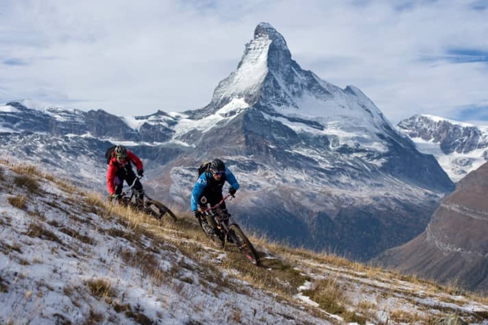   Zucker-Trails am Sunnegga Paradise: das Matterhorn spitzelt immer irgendwo ums Eck.