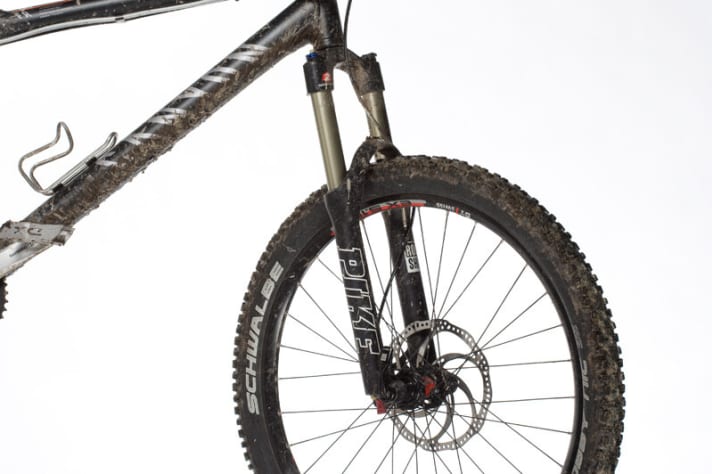   And suddenly on the road with a rigid fork. The Pike had to be serviced at the 1800 kilometre mark.