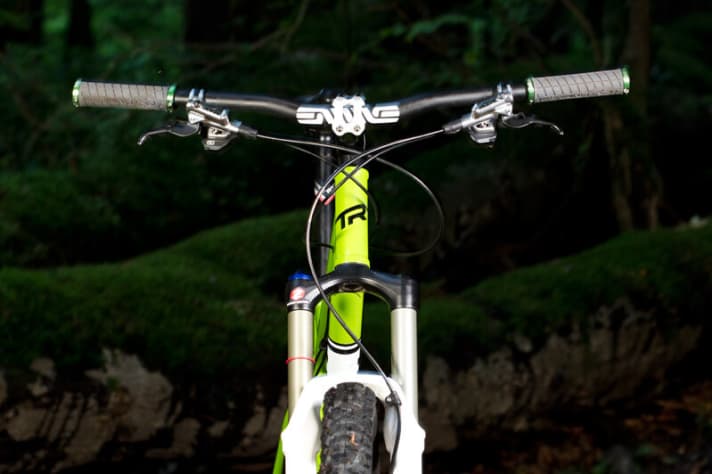   Riser bar: This gives you full control on singletrack.