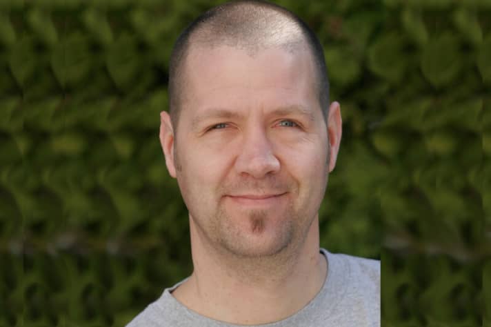   Dan Hooper (41), bike mechanic; has been riding bikes since 1988; weight 90 kg; height 1.92 m; rider type All Mountain/Enduro; favourite terrain Saalbach/Alicante