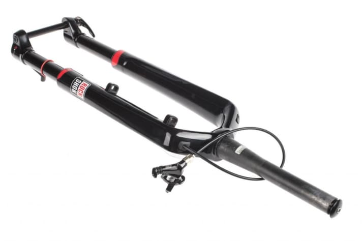   With 80 to 120 millimetres, the RS-1 is aimed at racers and touring riders alike.