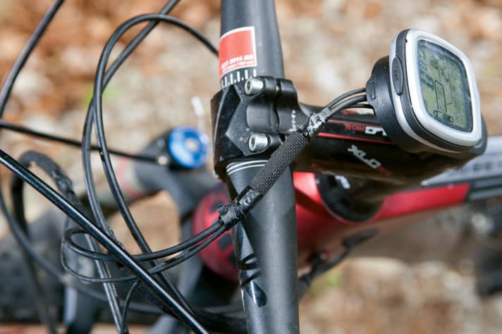   Elektro-Shock: Das Haibike E:i-Shock-System arbeitete unsensibel und fiel des Öfteren trotz Ersatz-Tacho-Einheit aus. 