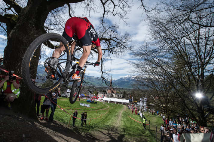   Ralph Näf beim BMC Racing Cup: Der Schweizer fährt wie seine Team-Kollegen seit Februar auf dem neuen BMC-Hardtail.