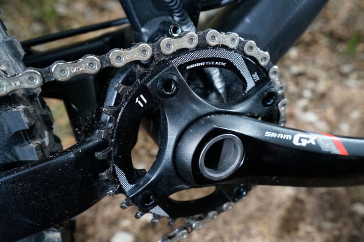   X-Sync chainrings hold the chain securely on the crank.