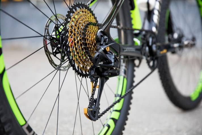   At the Red Bull Climb on the race track in Albstadt, we were grateful for the large 50 sprocket.