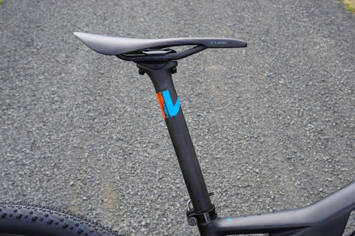   Like the handlebars, stem and wheels, the carbon seatpost also comes from Newmen. It is clamped using a Tune choke clamp.