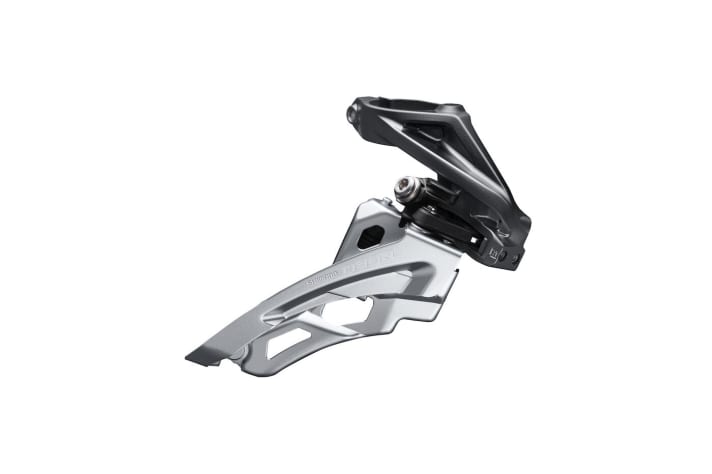   Standard on many current frames: front derailleur linkage from the side at the front. Here the side swing front derailleur of the new Deore M6000.